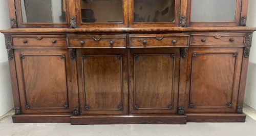 ANTIQUE EARLY 19TH CENTURY MAHOGANY BREAK FRONT BOOKCASE - ADDITIONAL PHOTO 5