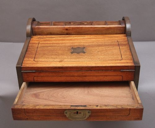 19TH CENTURY ANTIQUE CAMPHOR WOOD WRITING SLOPE - ADDITIONAL PHOTO 4