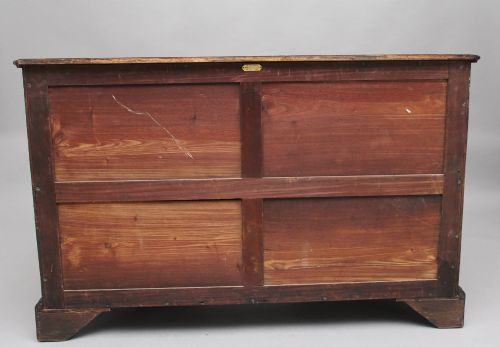 18TH CENTURY MAHOGANY KNEEHOLE DESK - ADDITIONAL PHOTO 7