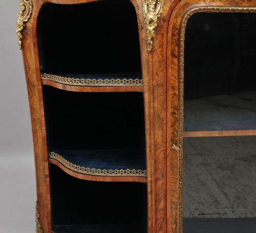 19TH CENTURY BURR WALNUT CREDENZA - ADDITIONAL PHOTO 9