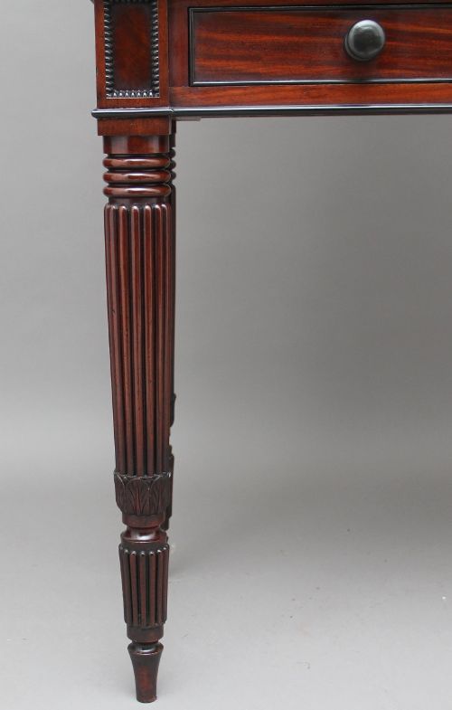 EARLY 19TH CENTURY MAHOGANY COLLECTORS CABINET - ADDITIONAL PHOTO 4