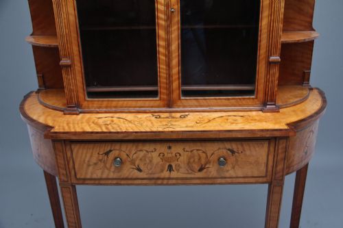 19TH CENTURY SATINWOOD DISPLAY CABINET - ADDITIONAL PHOTO 5
