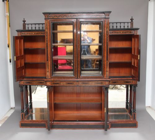 19TH CENTURY DISPLAY CABINET BY LAMB OF MANCHESTER - ADDITIONAL PHOTO 1
