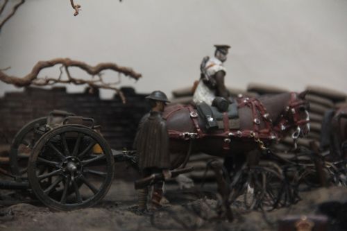EARLY 20TH CENTURY DIORAMA OF AN 18 POUND GUN TEAM ROYAL ARTILLERY OF THE 1STWORLD WAR 19141918 - ADDITIONAL PHOTO 5
