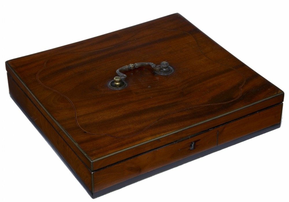 Stationary box
