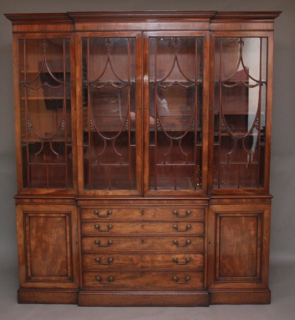 Breakfront bookcase