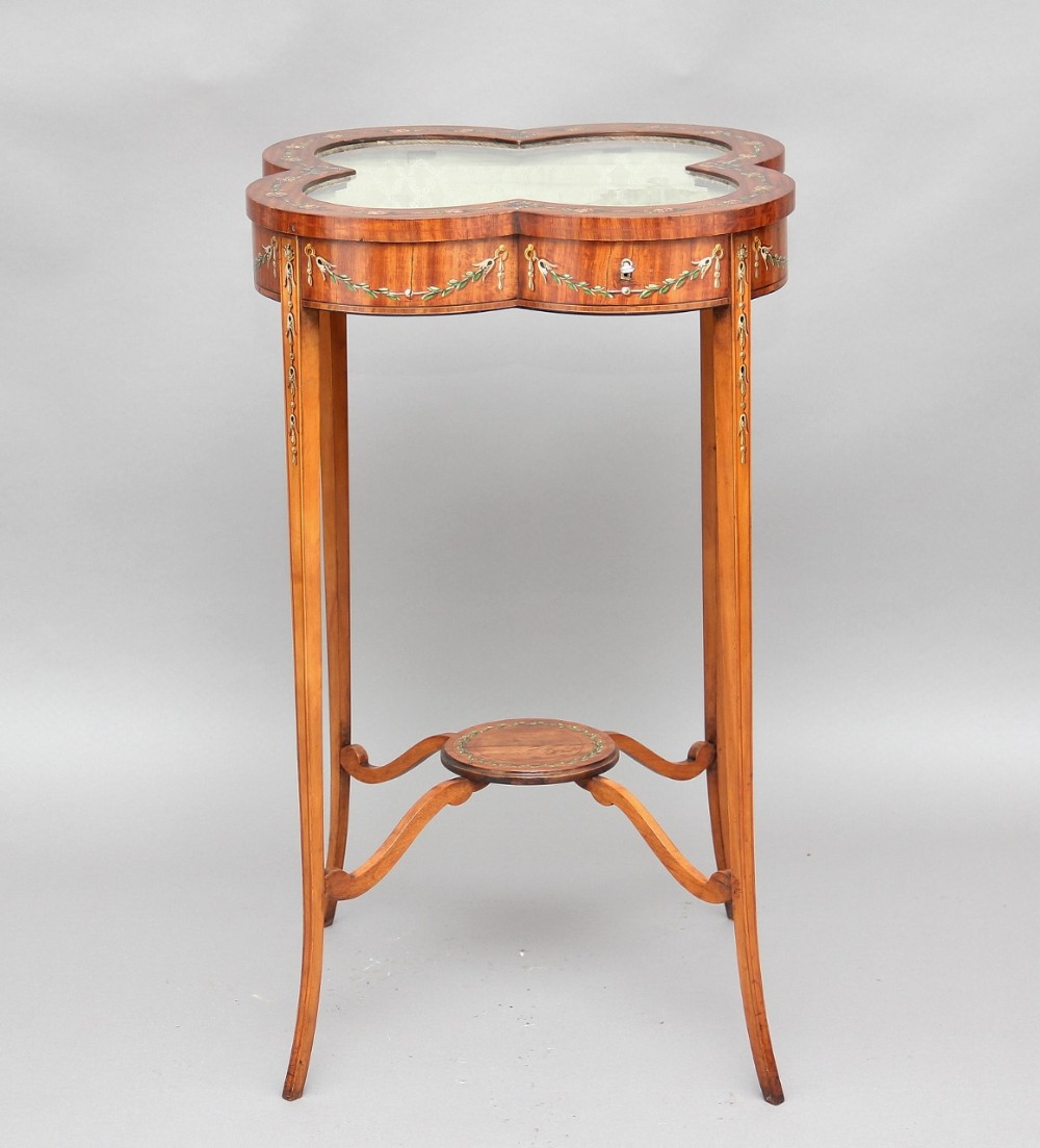 Bijouterie table