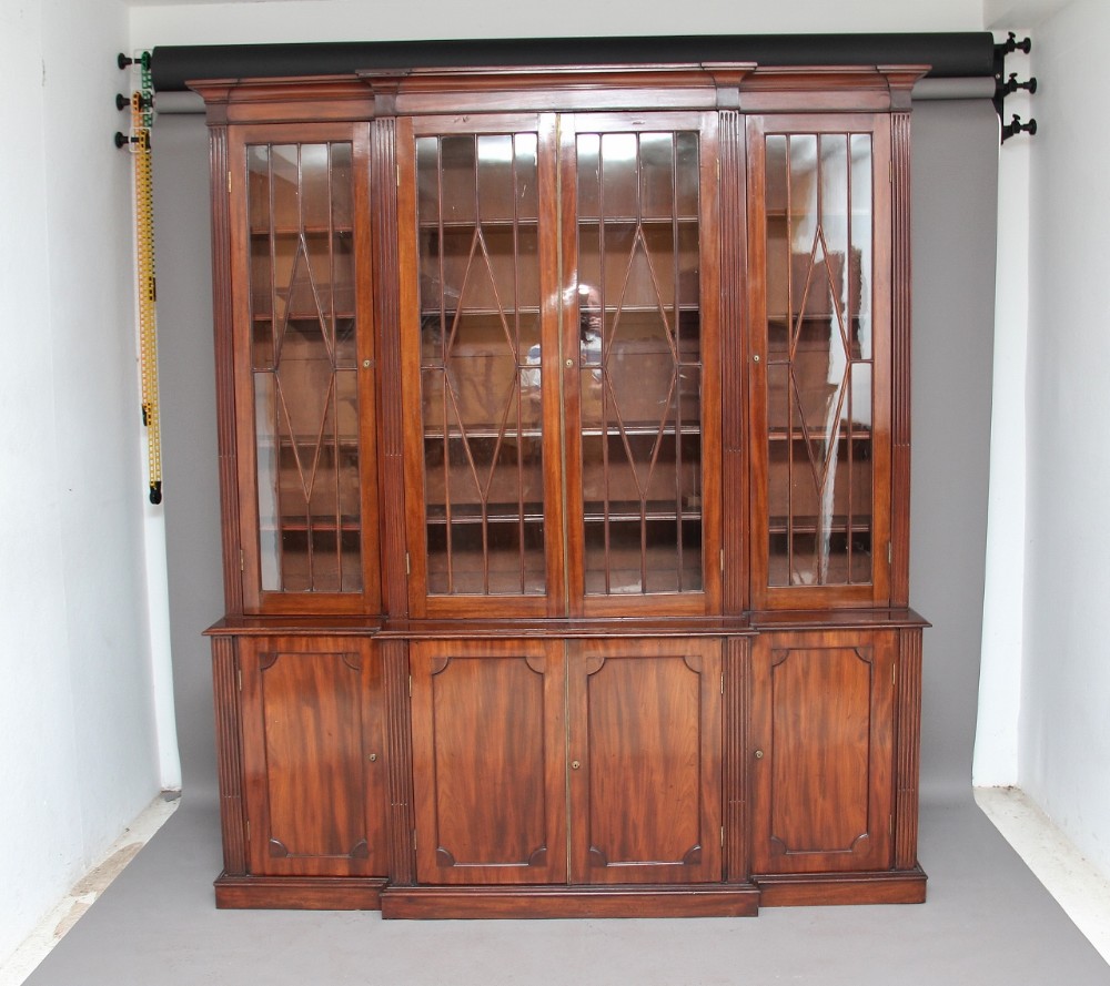 19th century Mahogany breakfront bookcase