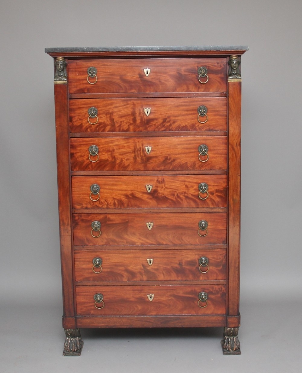 Early 19th Century mahogany semainier chest