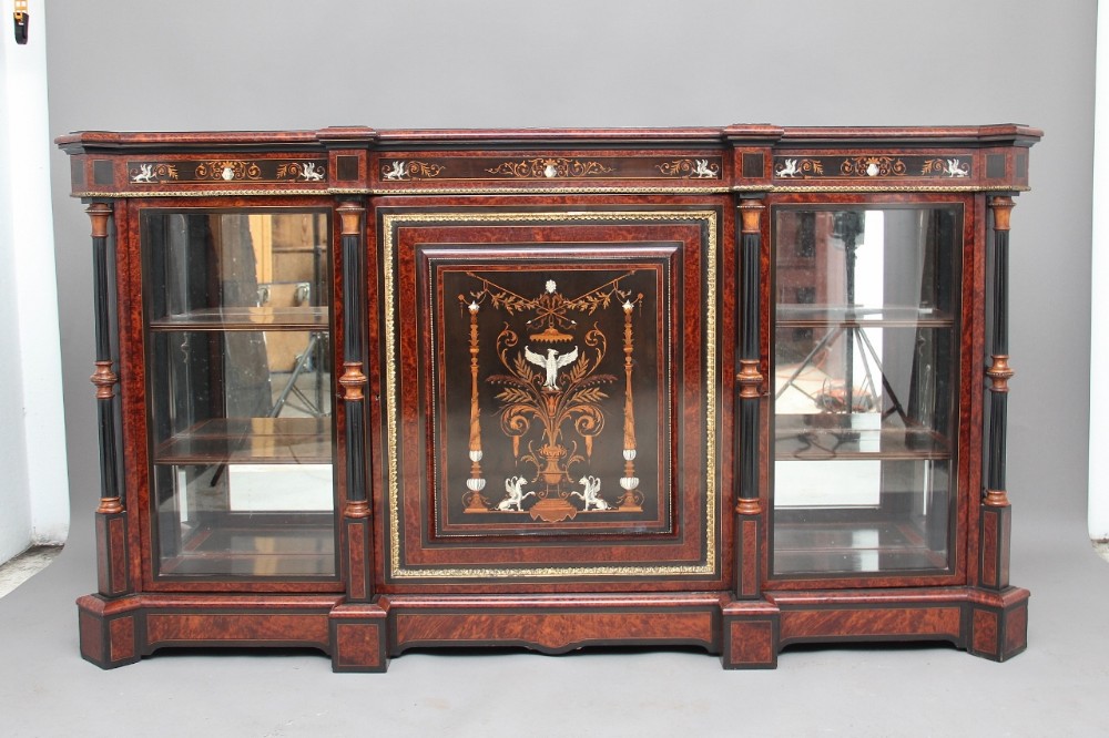 19th Century exhibition quality amboyna and ebonised cabinet