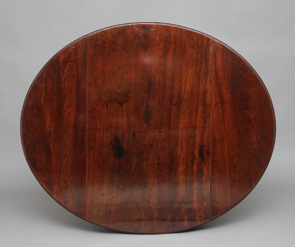 18th Century mahogany pembroke table View V
