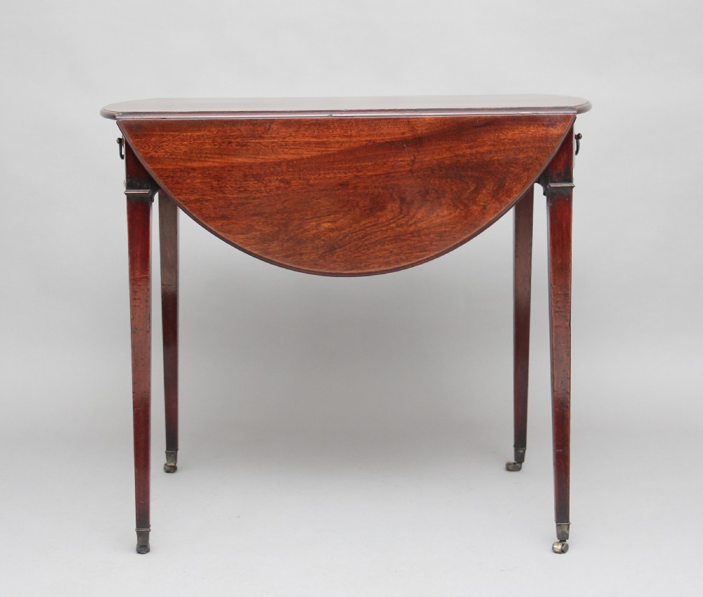 18th Century mahogany pembroke table View VI