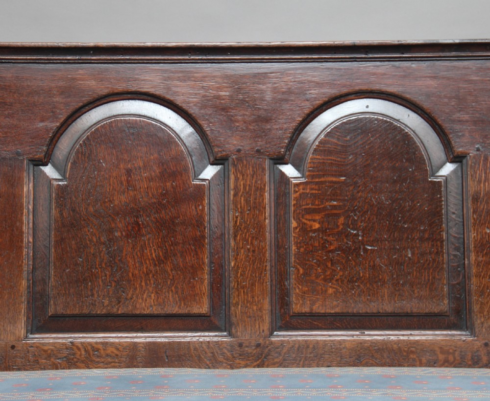 18th Century oak settle View VIII