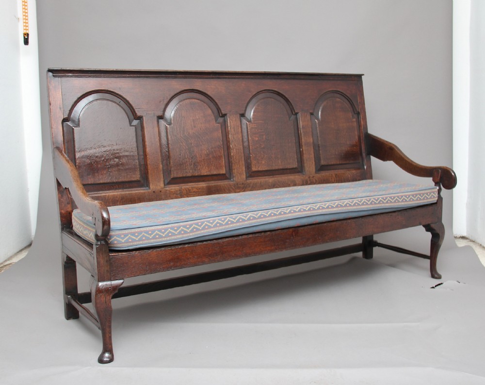18th Century oak settle View IX