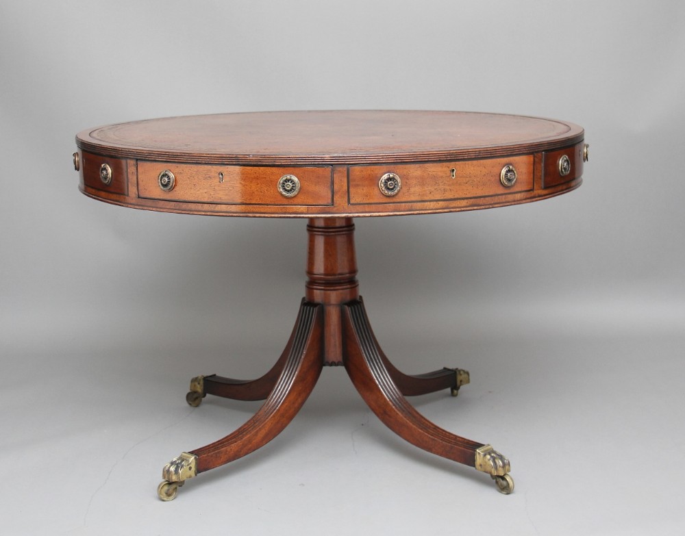 Early 20th Century mahogany drum table