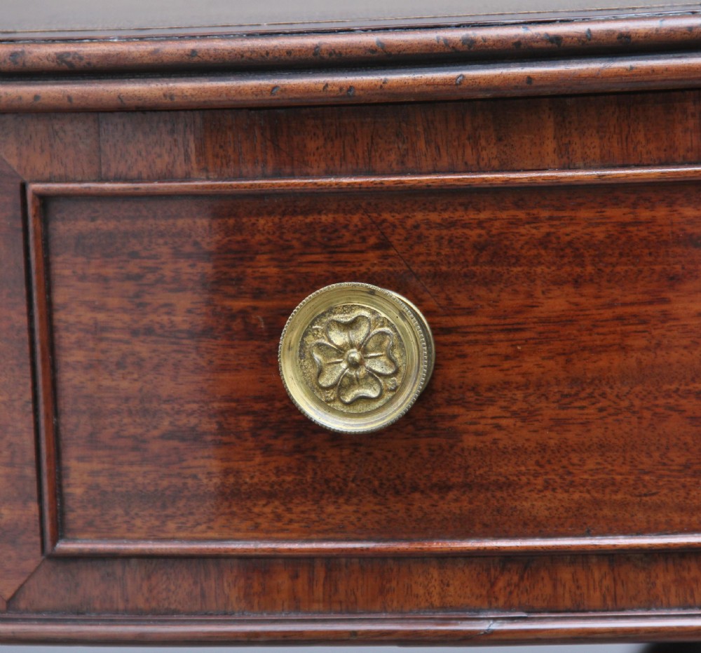 Early 19th Century mahogany drum table View XI