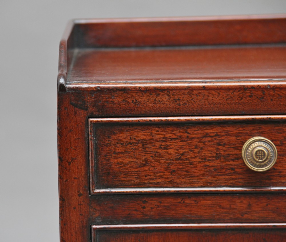 Pair of early 20th Century mahogany bedside cupboards View VIII
