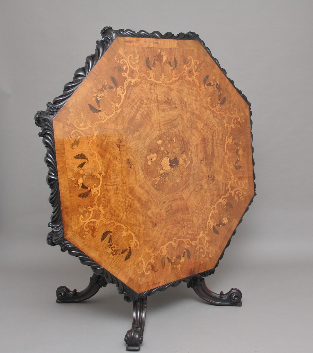 Exhibition quality 19th Century walnut and marquetry breakfast table