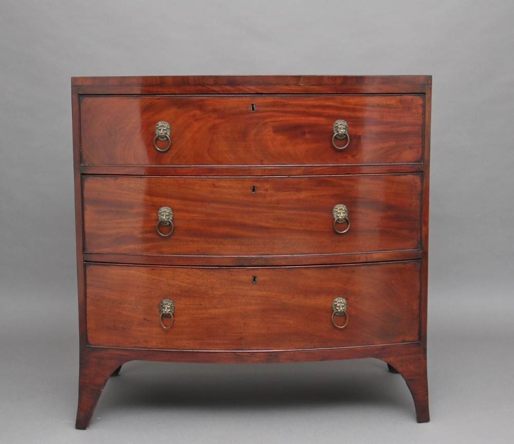 Early 19th Century mahogany chest of drawers