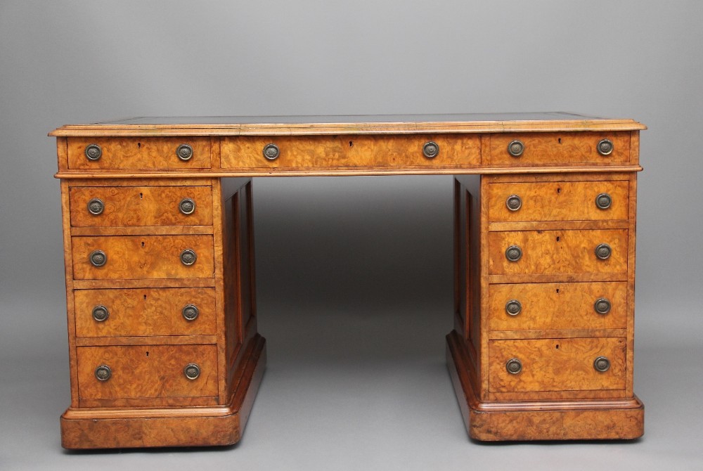 Superb quality 19th Century burr walnut desk
