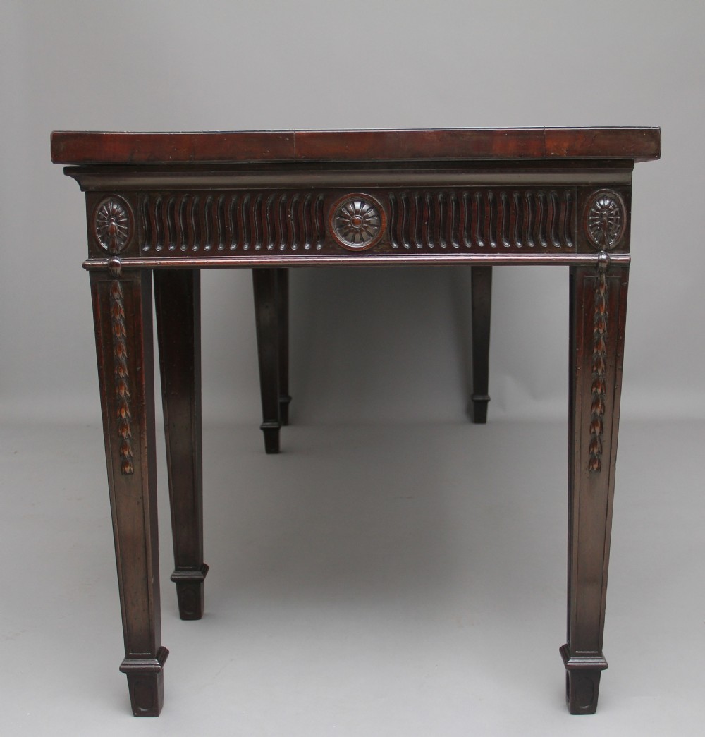 Large 18th Century mahogany serving table View III