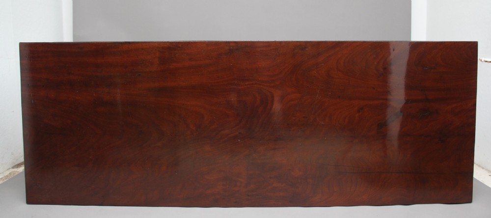 Large 18th Century mahogany serving table View VI