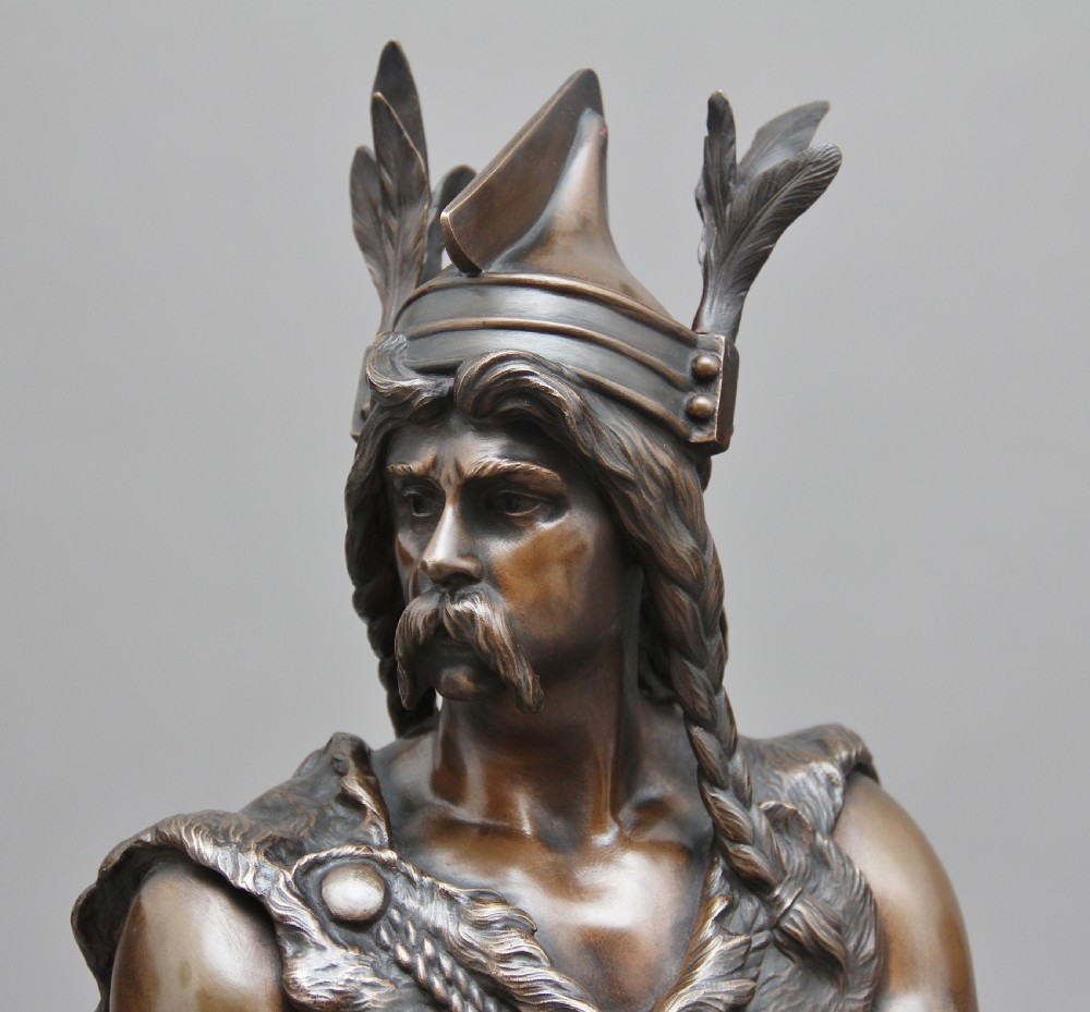 Large 19th Century bronze figure of Vercingetorix View VII