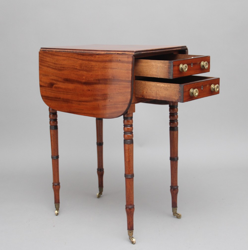 19th Century mahogany drop leaf table View II