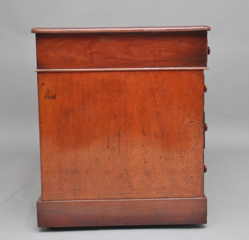 19th Century twin pedestal mahogany desk View V