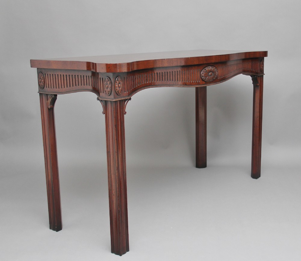 Early 20th Century mahogany serving table View III