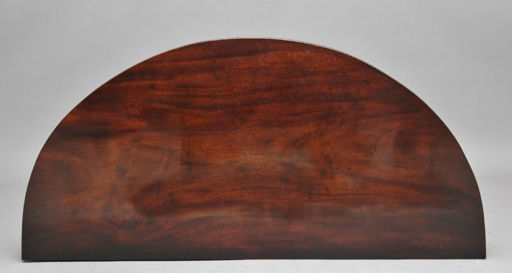 Pair of early 19th Century mahogany console tables View VII