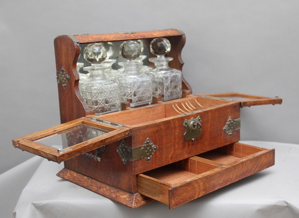 19th Century oak and silver plated tantalus View II
