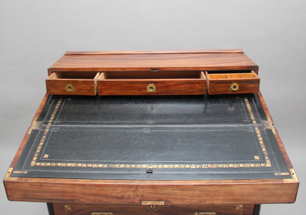 19th Century campaign chest View XIV