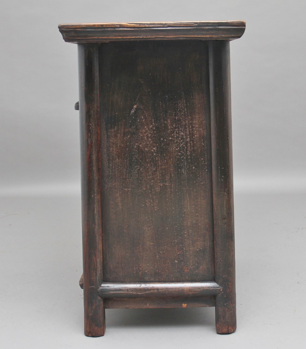 19th Century Chinese dresser View VII