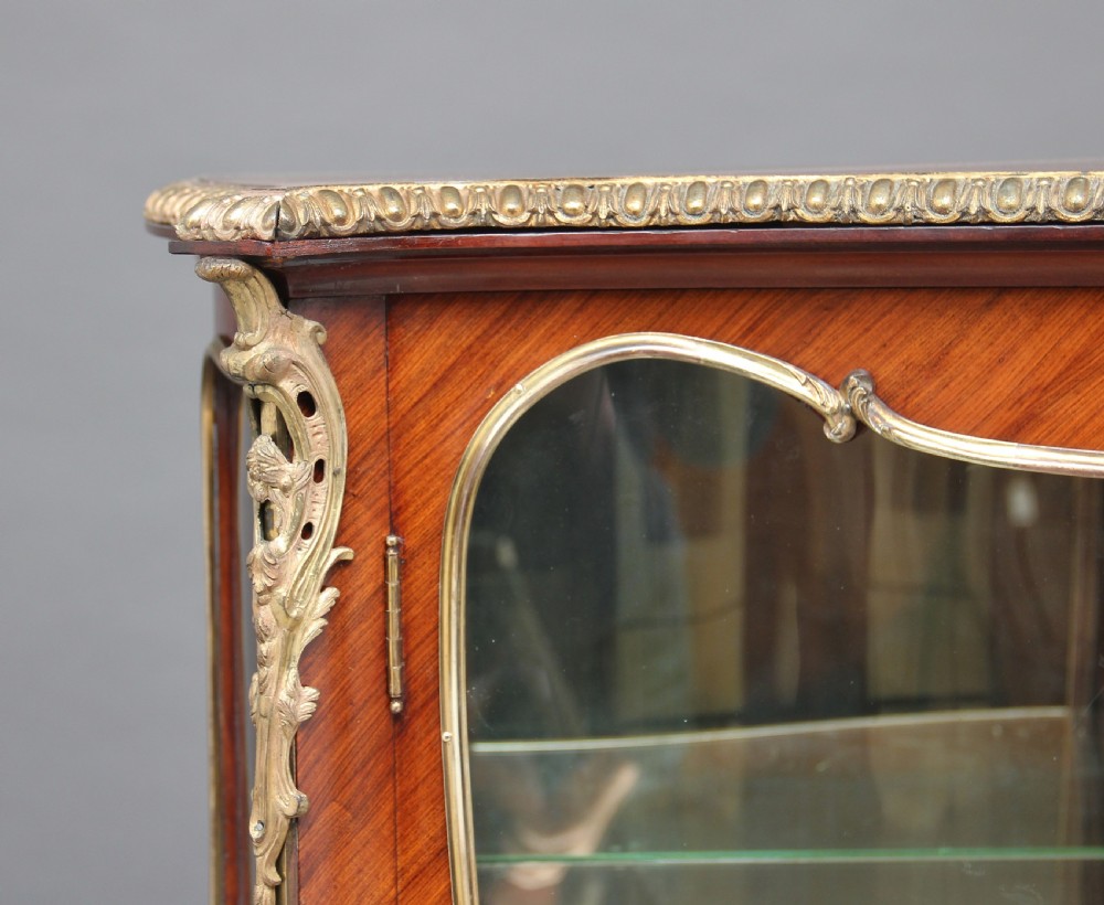 19th Century French Kingwood and ormolu display cabinet View V