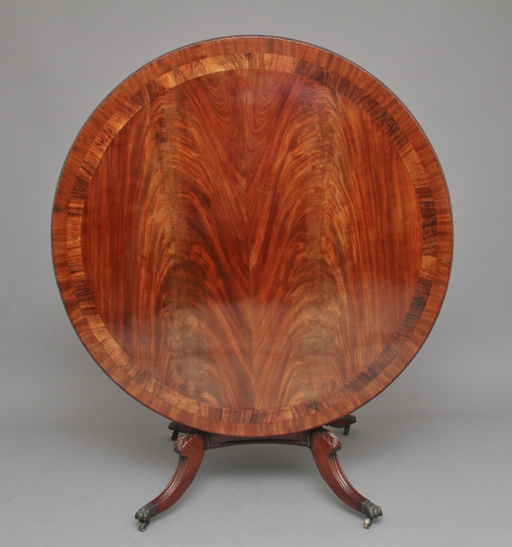Early 19th Century flame mahogany breakfast table View II