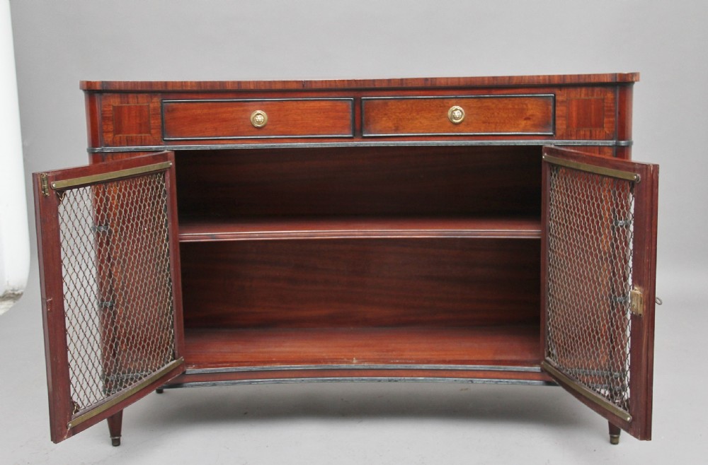 Early 20th Century concave mahogany cabinet View III