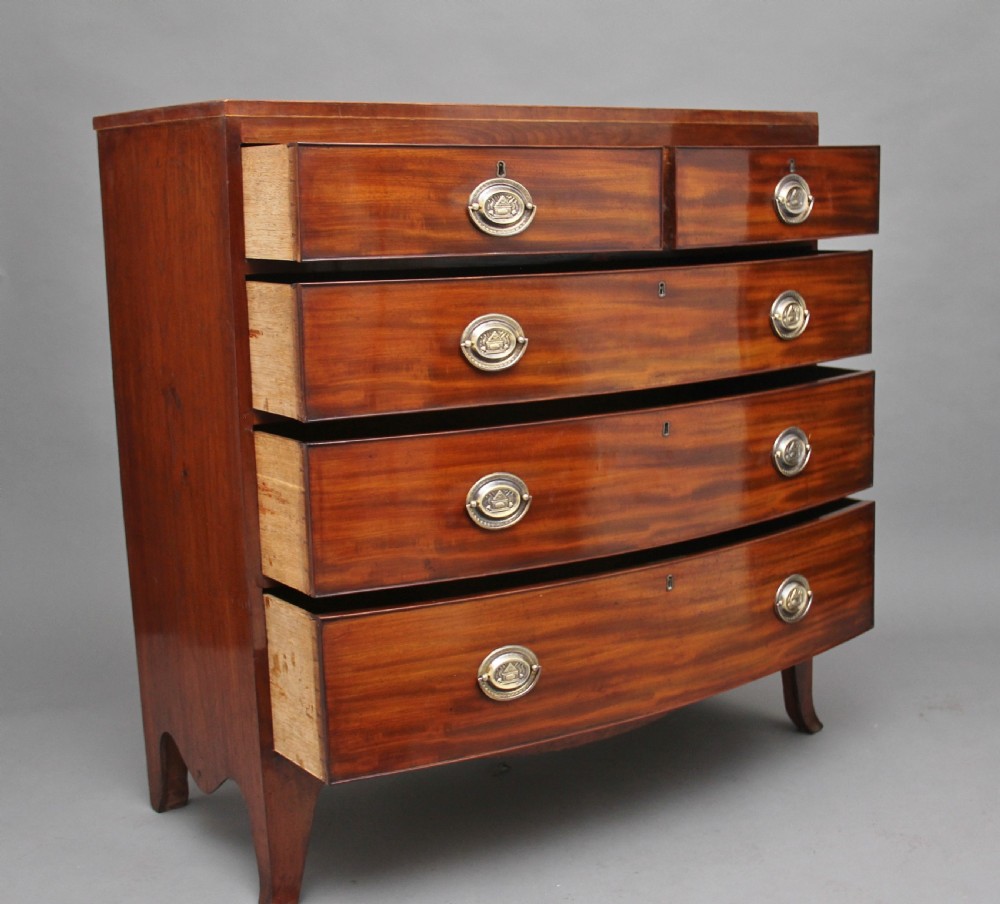 Early 19th Century mahogany bowfront chest of drawers View III