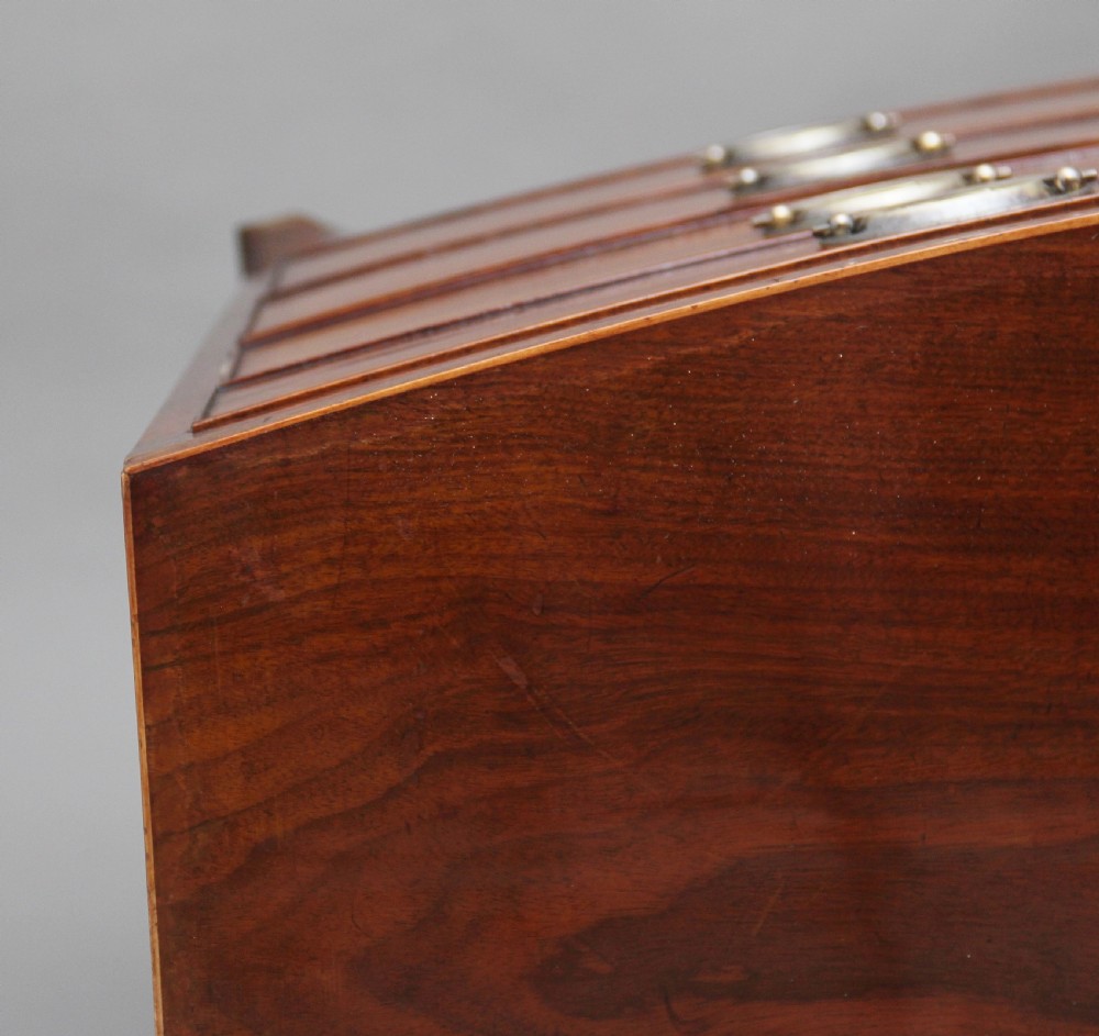 Early 19th Century mahogany bowfront chest of drawers View VIII