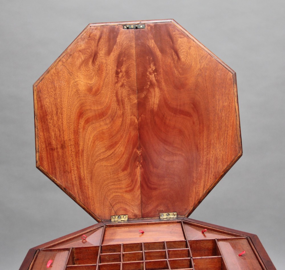19th Century oak work table View XIII