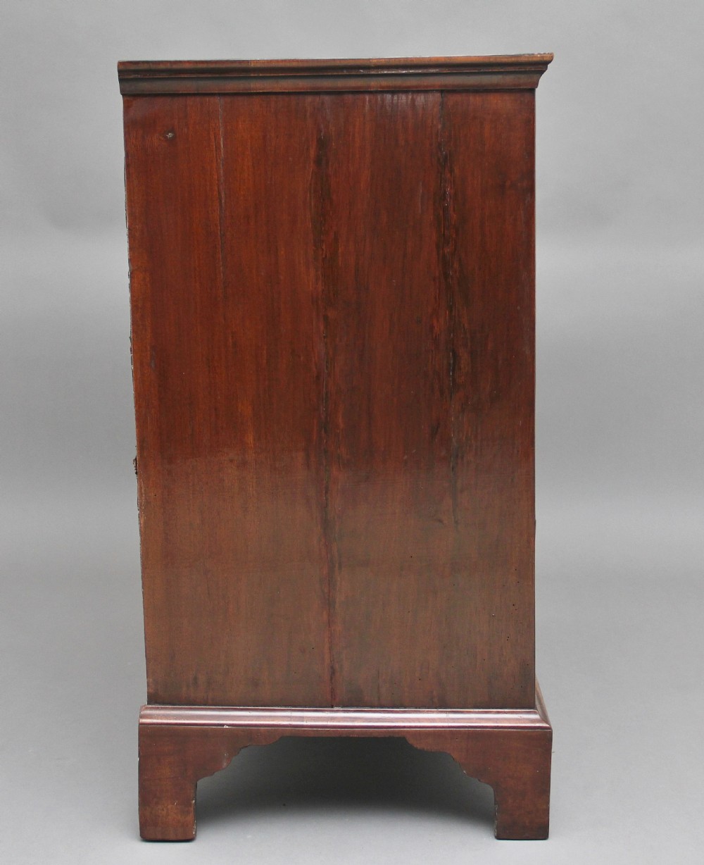 18th Century inlaid walnut chest of drawers View V