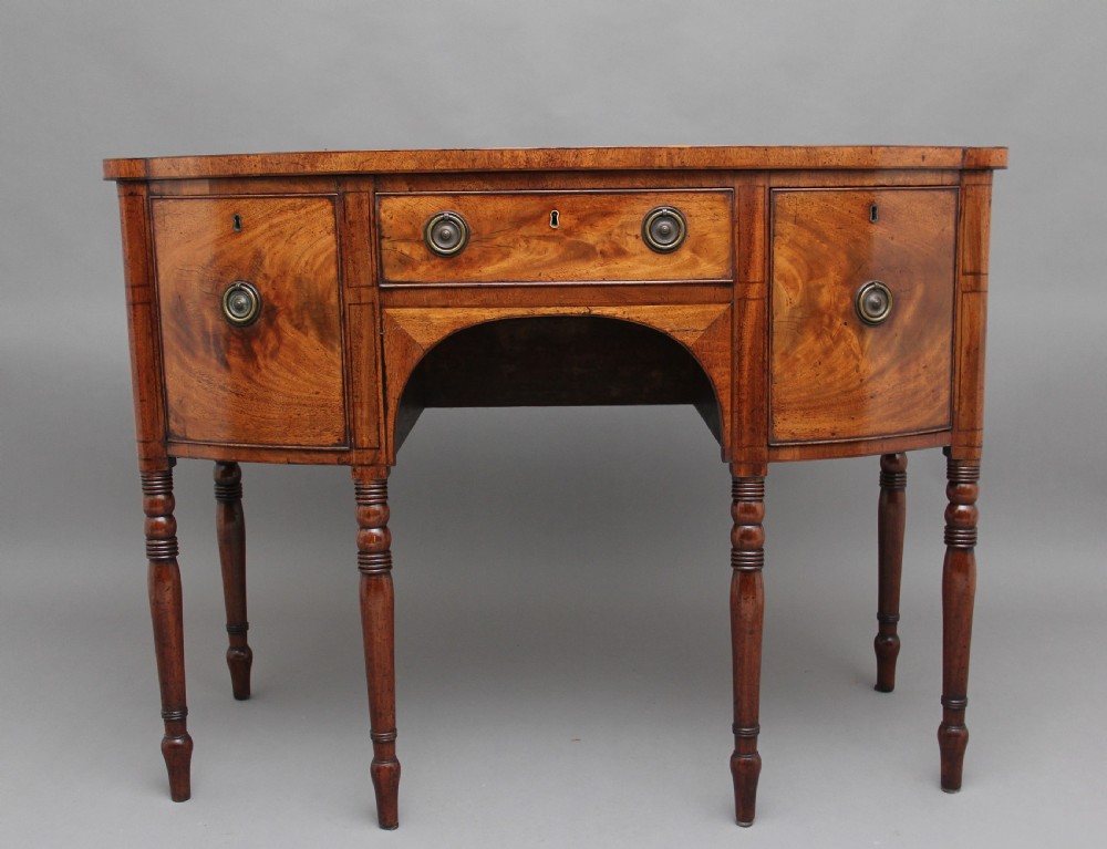 Early 19th Century mahogany sideboard