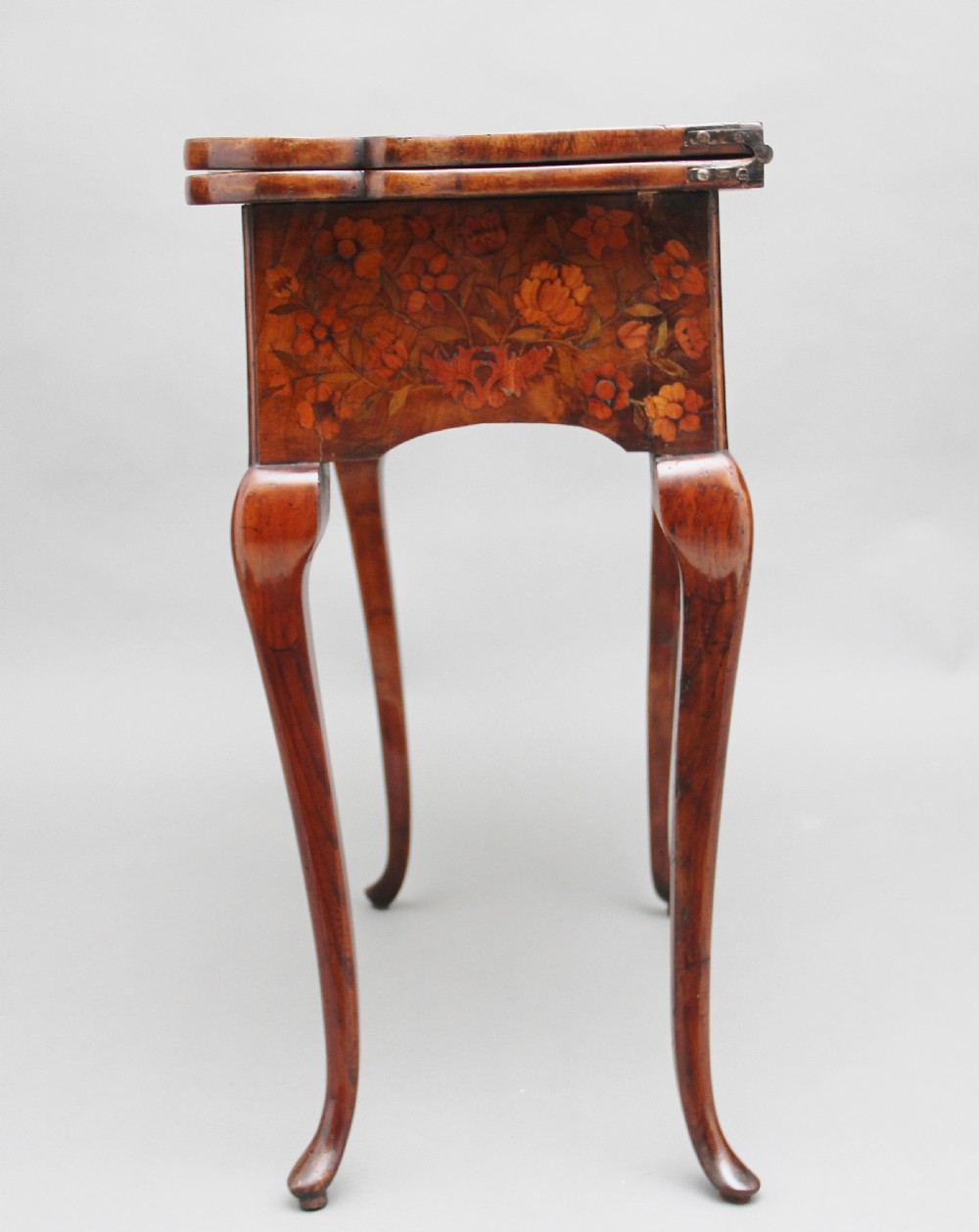 18th Century Dutch card table View VI