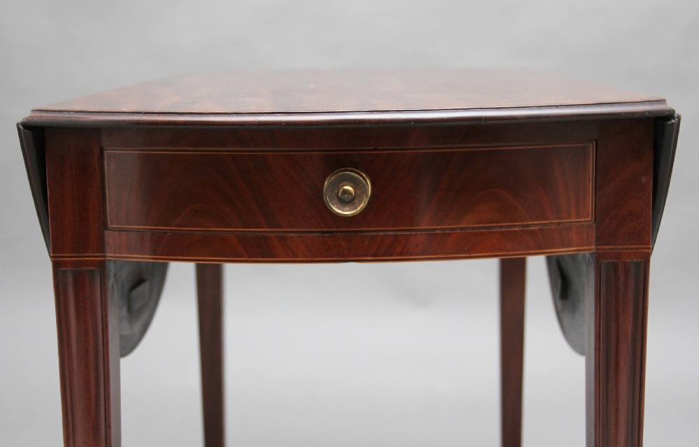 Early 19th Century mahogany Pembroke table View X