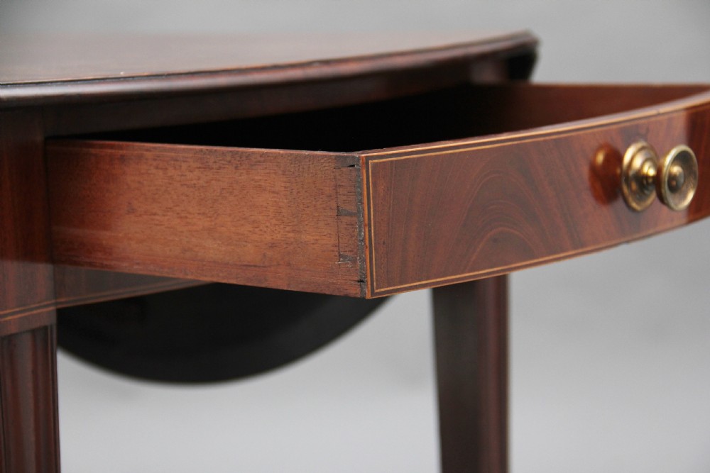 Early 19th Century mahogany Pembroke table View XII
