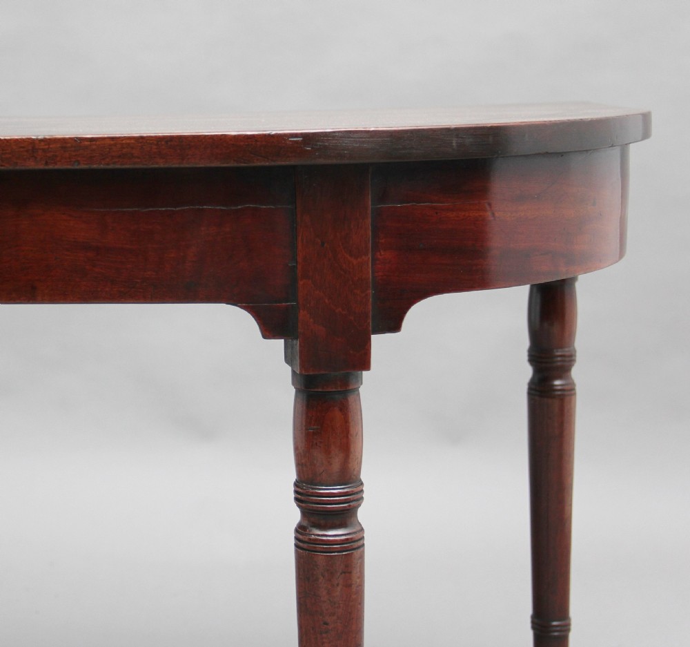 Pair of early 19th Century mahogany console tables View XI