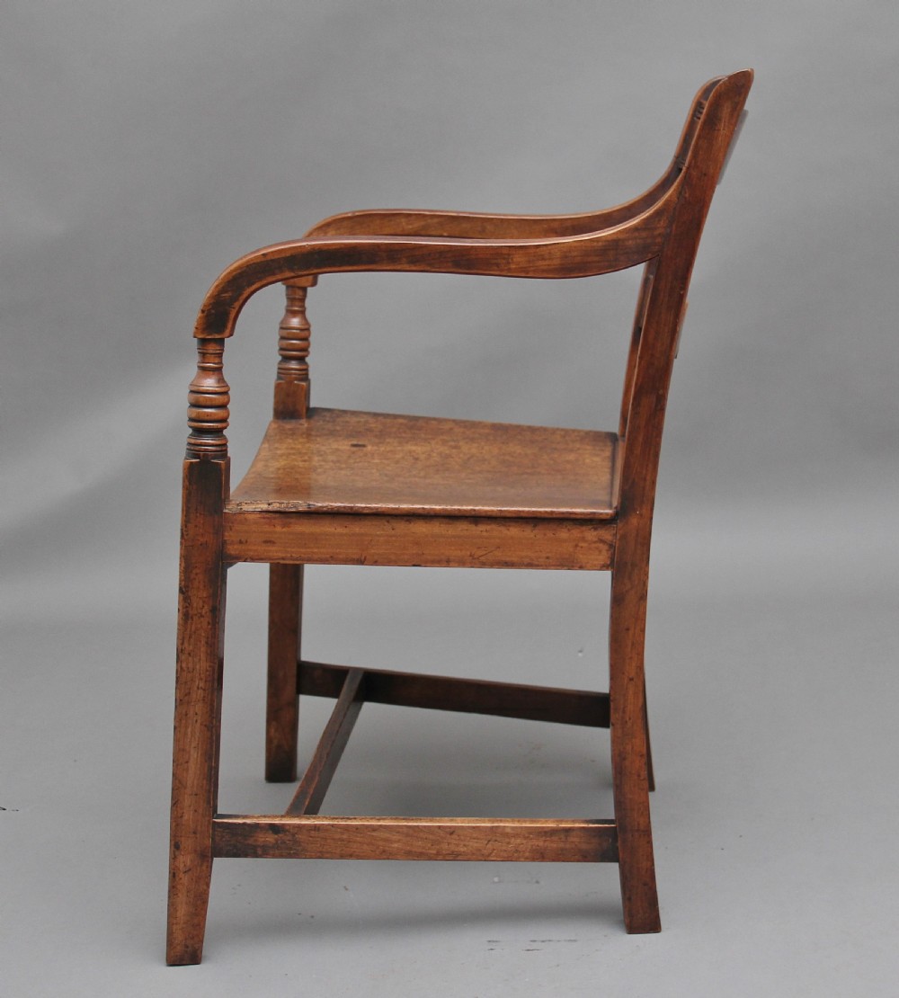 Early 19th Century ash and elm armchair View IV