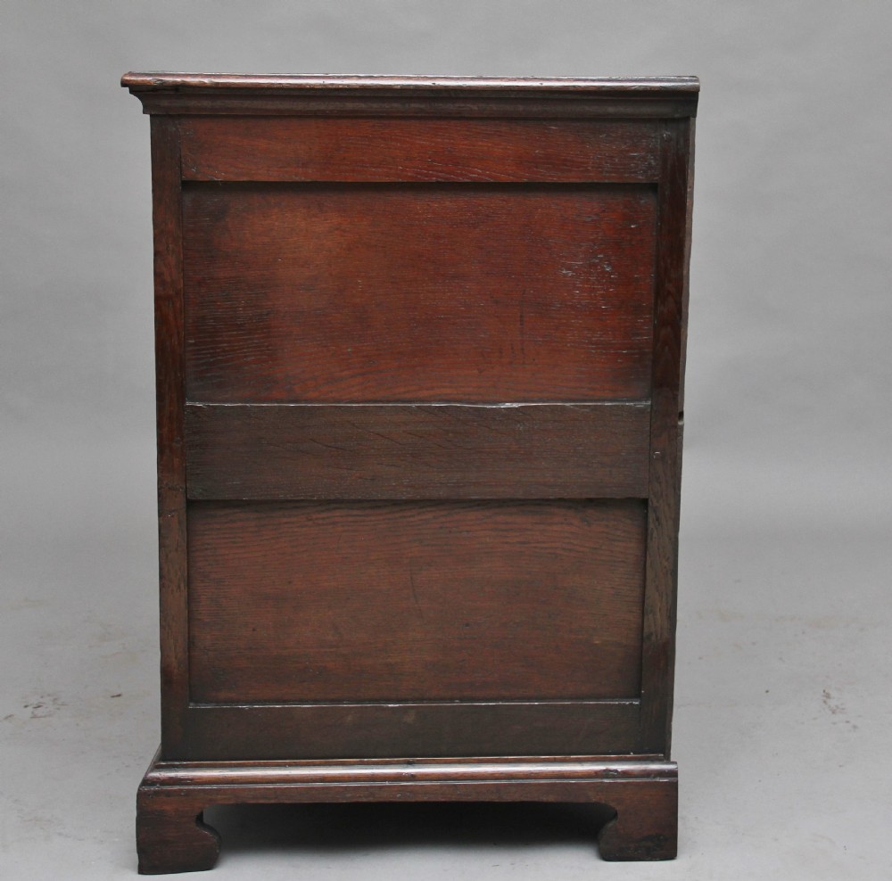 18th Century oak geometric chest of drawers View VII