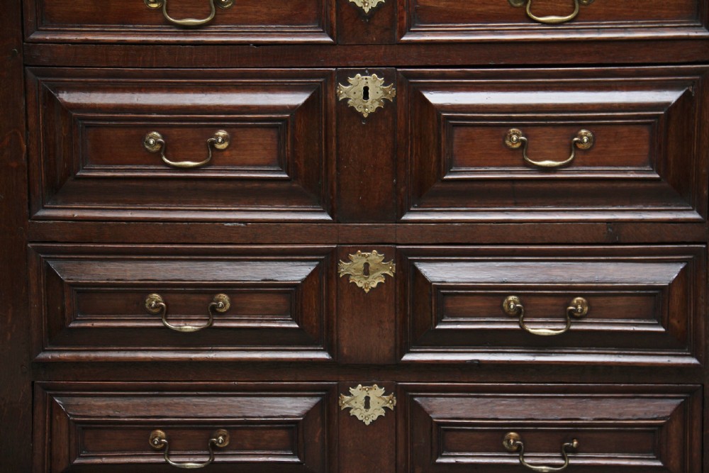 18th Century oak geometric chest of drawers View XI