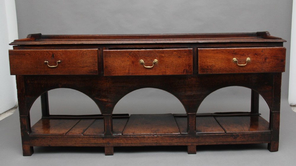 18th Century oak pot board dresser View II